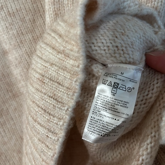 Banana Republic Factory Women’s Oversized Turtleneck Sweater New Tan Medium - Picture 9 of 14